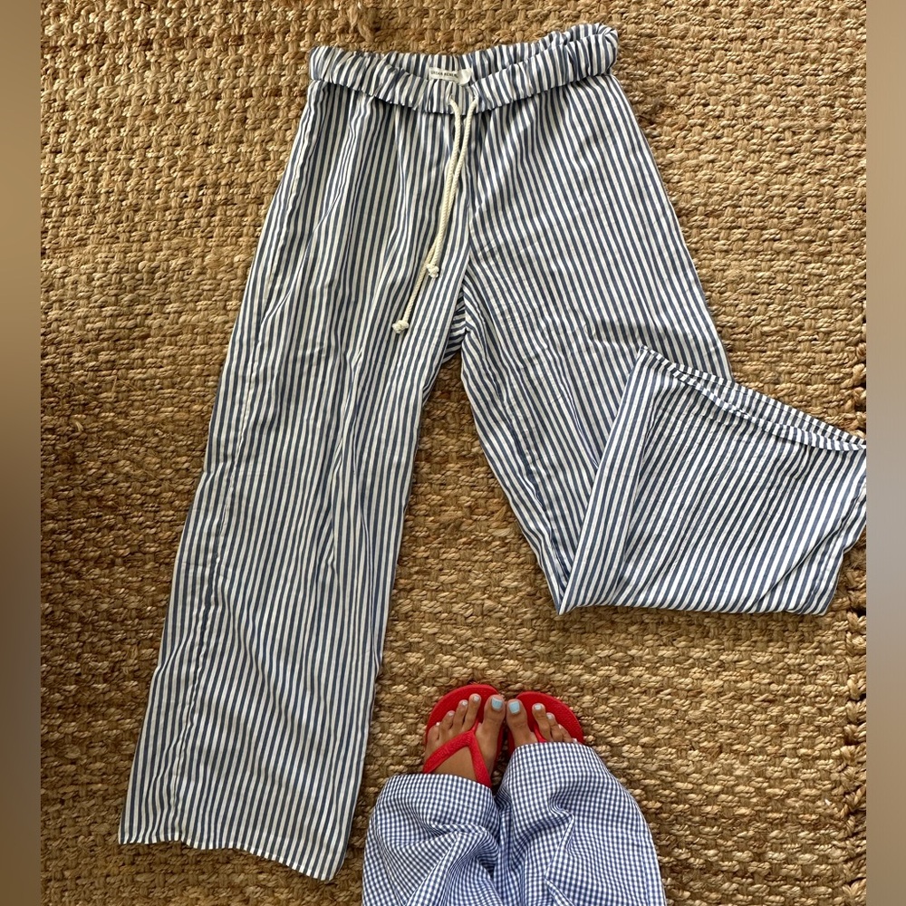 STRIPED BLUE & WHITE PANTS